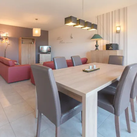 Lejlighed Zeebries By Interhome Bredene