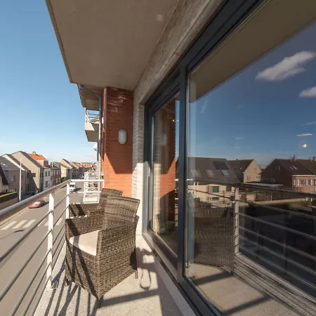 Zeebries By Interhome Bredene